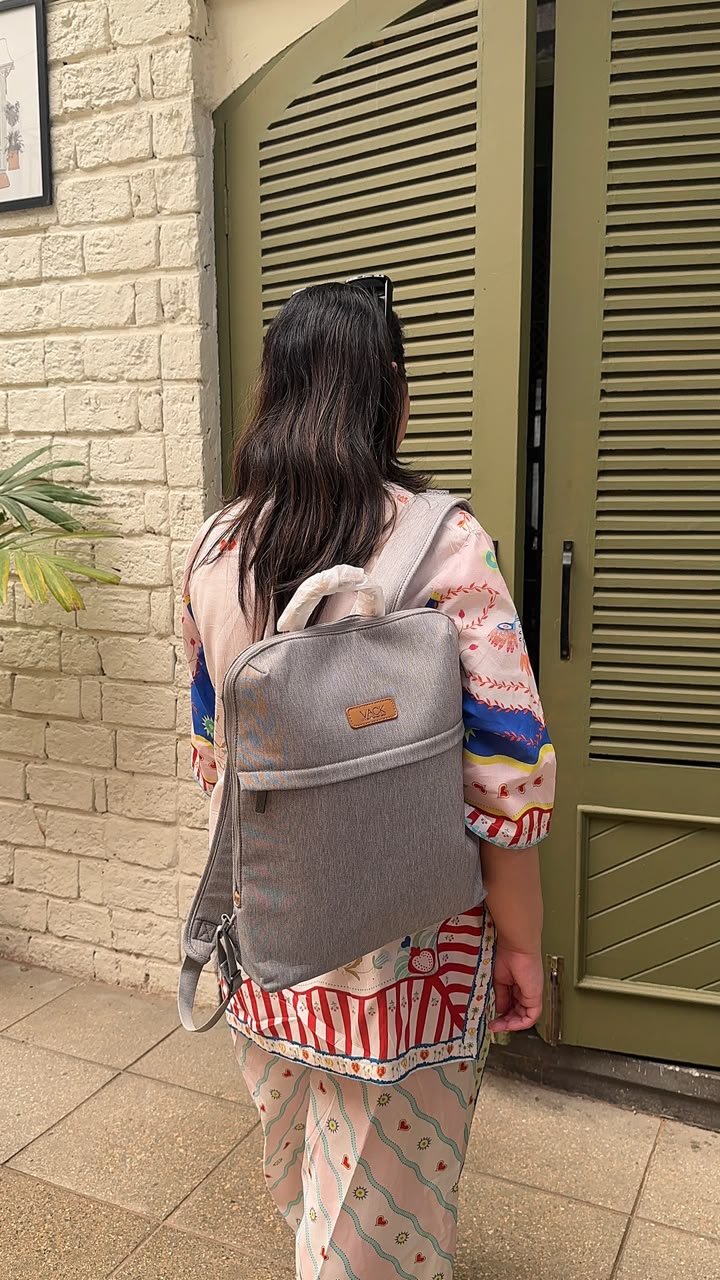 VACK Air Slim Backpack